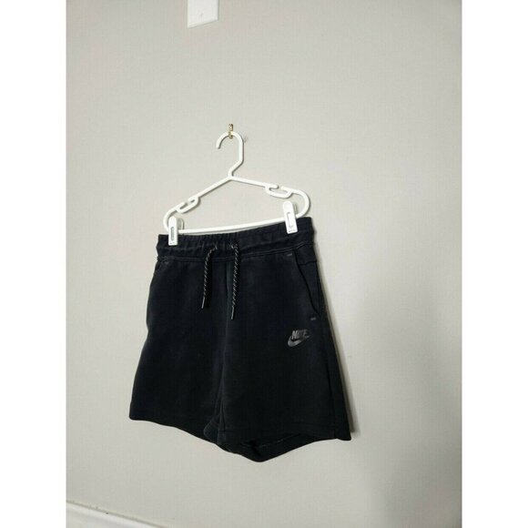 NIKE Black Shorts - Picture 1 of 4